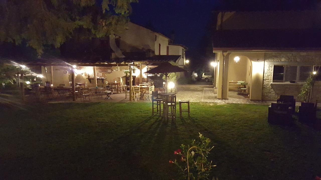 Locanda Montepaolo Dovadola Exterior foto