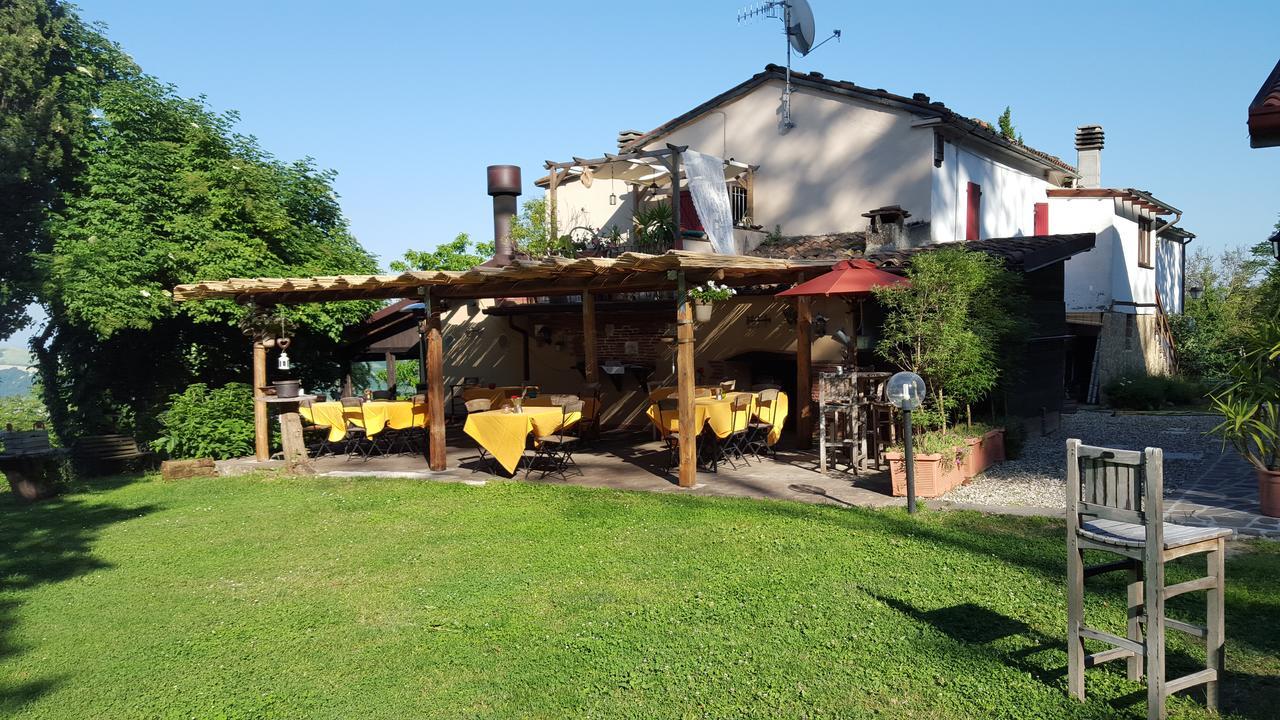 Locanda Montepaolo Dovadola Exterior foto